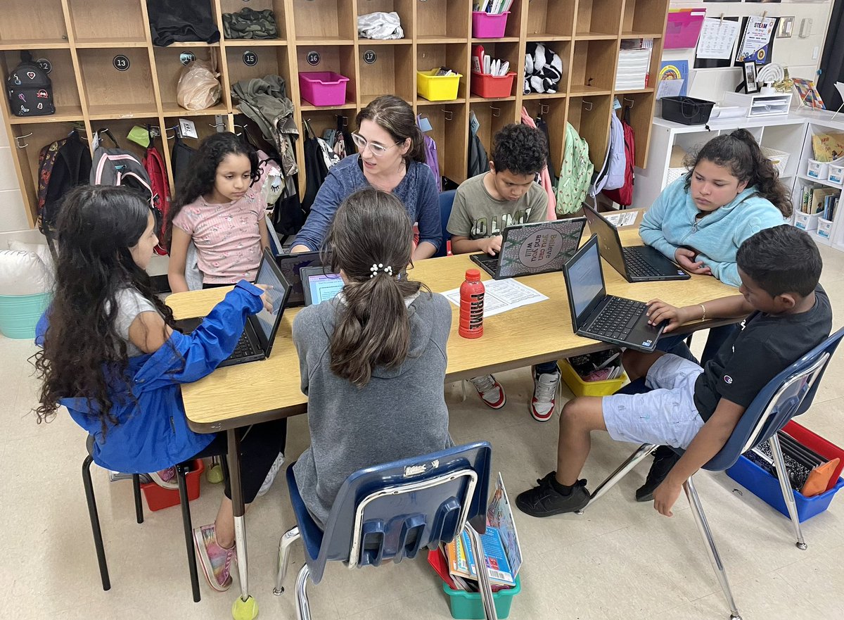 Sara B. Awtrey tweet media