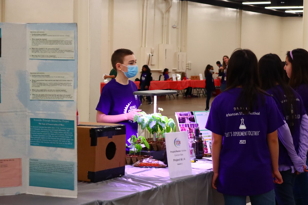 AROnlineSchool's tweet photo. Woo Hoo!
We are #JaguarProud of Aiden Robuck, our 7th-grade student, for earning an Honorable Mention for his #ARSTEMfest project "Something in Water!"
#STEMmatters #LookintoHYBRID! https://t.co/bvBElJR8LC