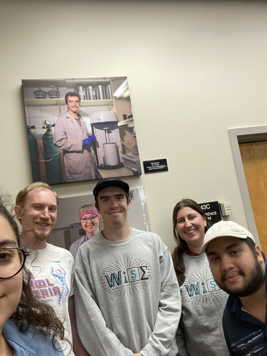 QRG_USM's tweet photo. Congratulations to @mwrobertson2 for being awarded the 2023 Graduate Research Assistant of the Year AND being inducted into the Graduate Student Hall of Fame! Mark is a big motivator and constant role model for QRG and we’re thrilled to share in his accomplishments! #MarkWeek https://t.co/YN2O6p0rQt