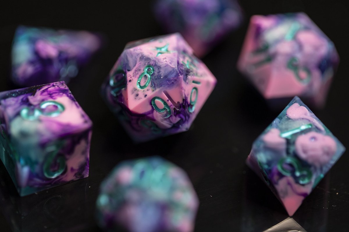 StardustShop_'s tweet photo. Howdy, because of circumstances with medical things I mentioned before, i'm discounting my c0mms to $60 each.
I'm limiting to 10 slots to be able to cover everything coming out this month. 
Please share if anyone is looking for a dice set deal
Link below ⬇️ https://t.co/NBTg1Hi8S8
