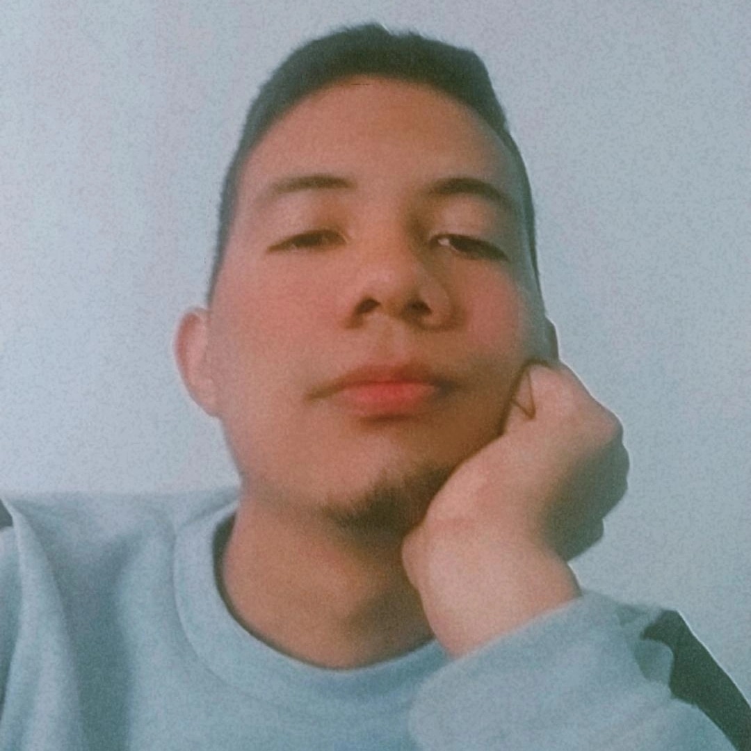 ArttAdrian's tweet photo. #NuevaFotoDePerfil https://t.co/UVsTU3Bhok