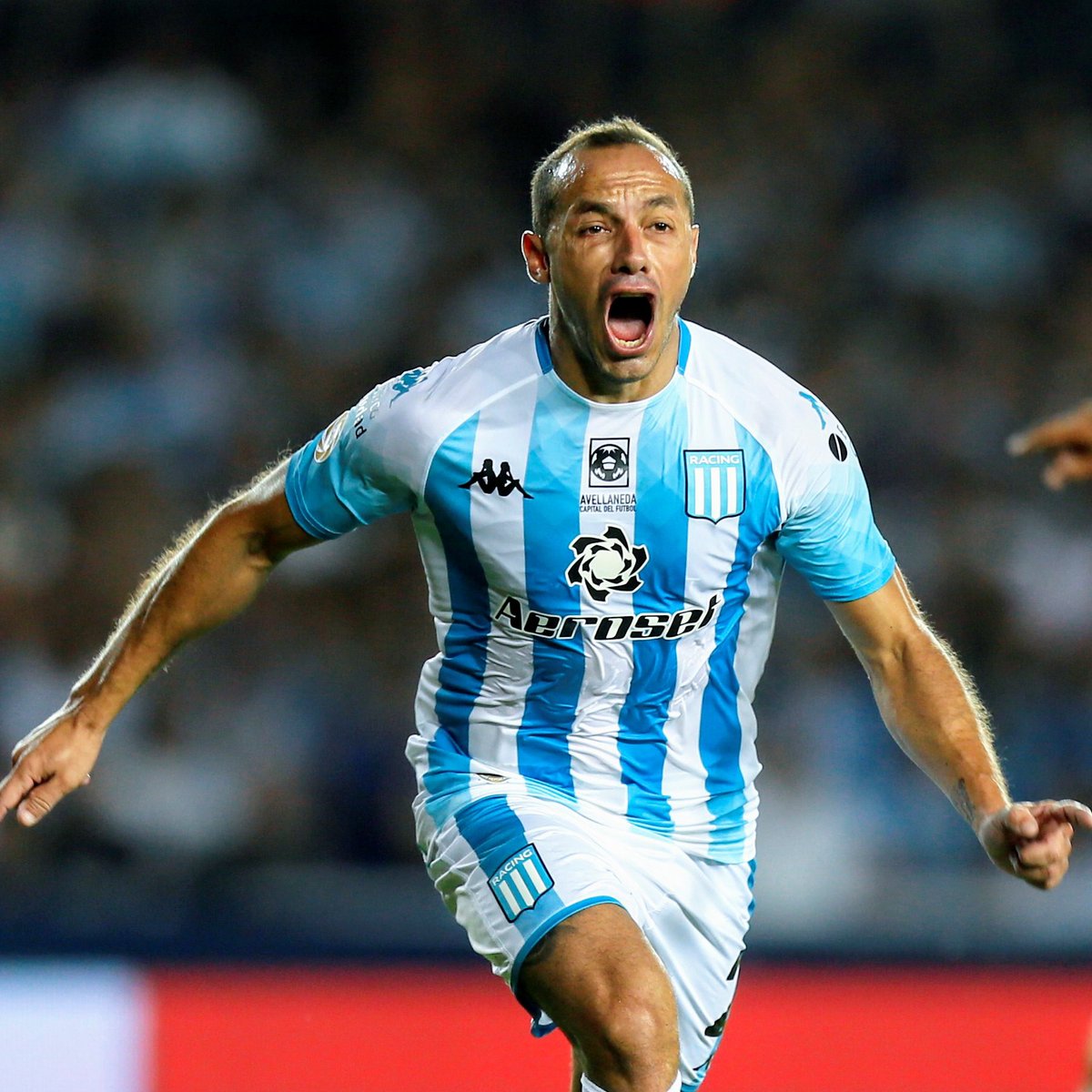 PlanetaRacing's tweet photo. El Chelo Díaz declaró que este año termina el curso de entrenador y que le gustaría dirigir Racing en algún momento.
¿Te lo imaginas dando indicaciones en el banco de la Academia? https://t.co/Rtm1hFZZ48