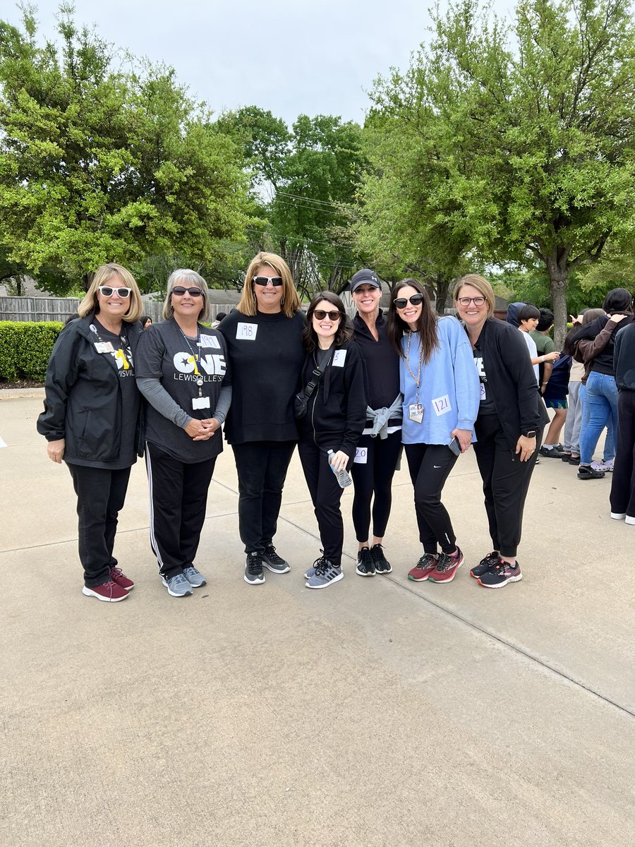 We were race ready today for the Delay Fun Run! <a href="/DeLayMS/">DeLay Middle School</a> #LISDlearns