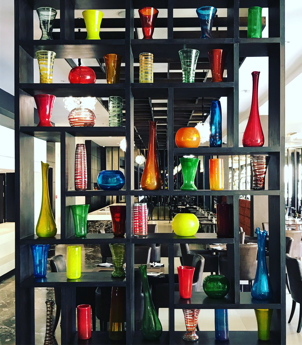 TrainingKenya's tweet image. Today we partnered with a state corporation to celebrate diversity in their HR Dept of 12 staff in a 1-day Celebrating Diversity of Personality training workshop using @Clarity4D personal profiles The cute venue complimented our color language
🔴🟡🟢🔵

#Clarity4D #ColorEnergies