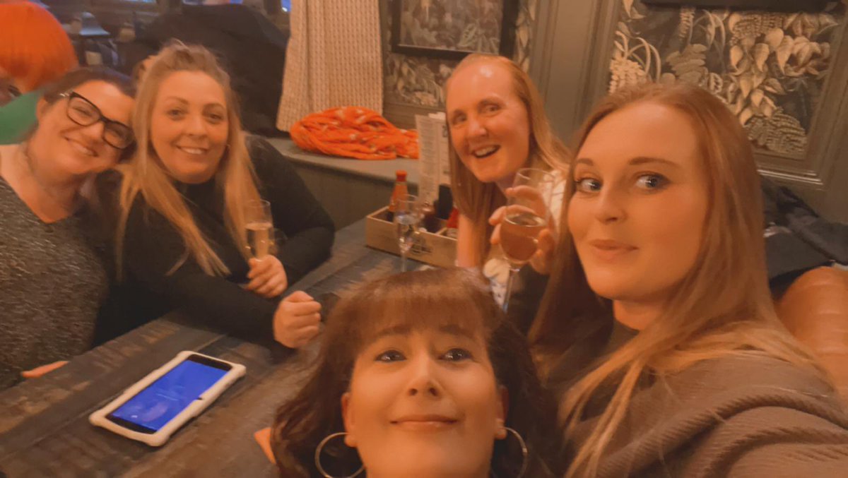 Mums night out and stumbled across <a href="/HotSpotQuiz/">Hot Spot Quiz 1.5k</a> <a href="/TheUrmston/">The Urmston</a>