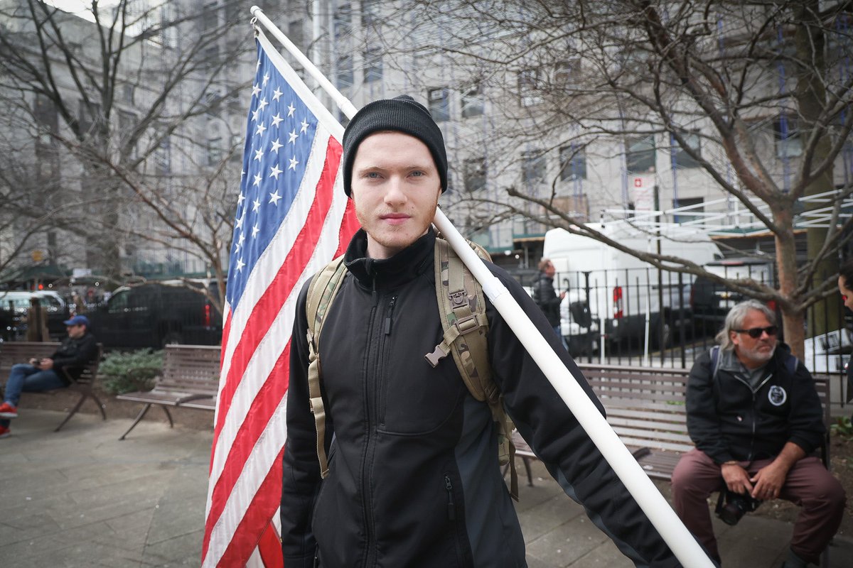 4/4/23 New York, NY. A Trump supporter protested outside the Manhattan Supreme Court. #BreakingNews #newyorksupremecourt #Trump