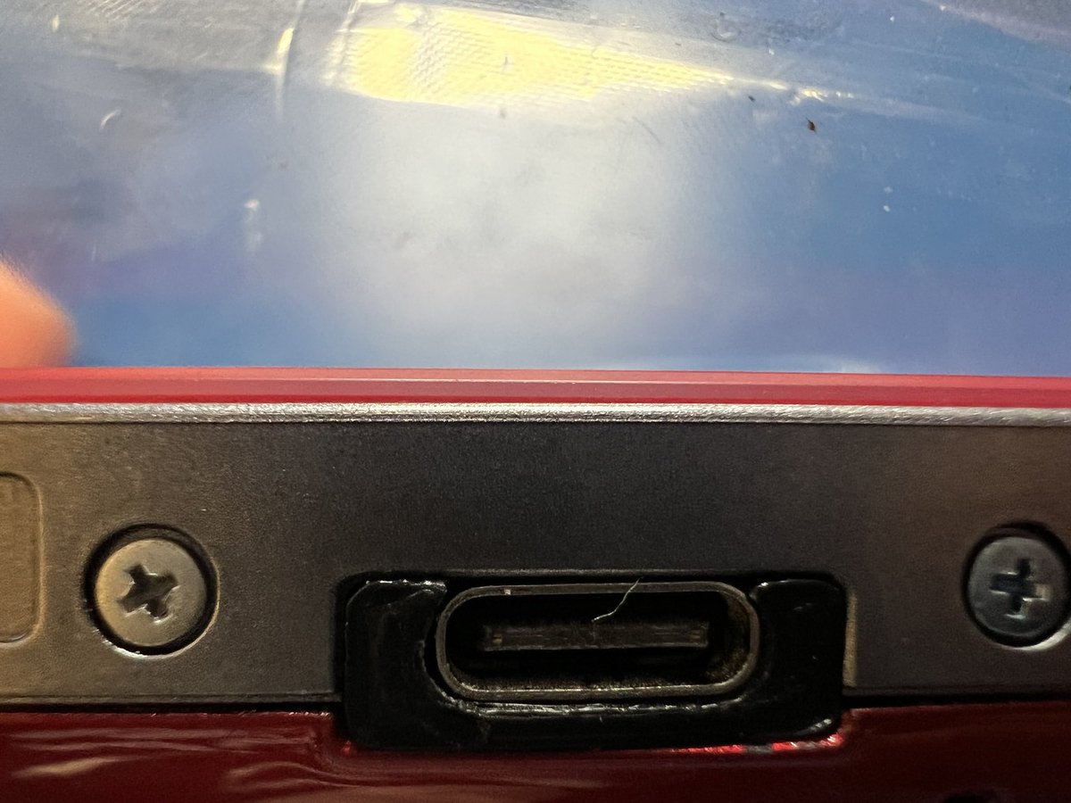 PowrUp Gaming on Twitter "PSVita 1000 w/ VitaC USBC charging port mod