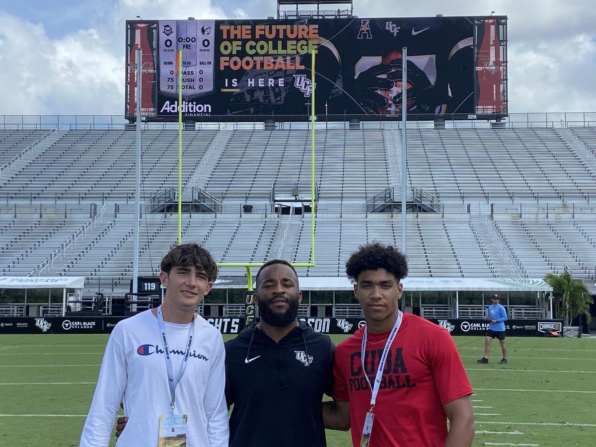 johnnywilk_john's tweet photo. Thanks to UCF Football for their hospitality today...fun to see @ArmoniSpurlock and @RemyBrett put on the uniforms, meet the coaches, and watch the scrimmage...also great to see @CaseyRyker   #CudaGang   🏈💪💯 https://t.co/6OjYYdGs61