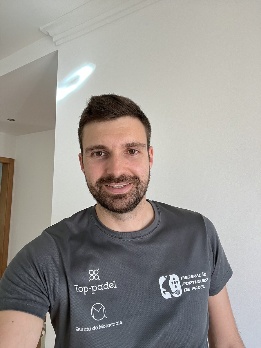 FQuartinMacedo's tweet image. What a week on self-care!

Just finished my first 72-hour fast!!! Finalized with 3 hours of Padel to acknowledge how there was still a lot left in the tank 💪

#exceedyourself #mindfulness #health