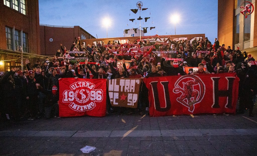 ultras_antifaa's tweet photo. PHOTO | Standard Liege &amp; Sankt Pauli &amp; Hapoel Tel-Aviv in Hamburg https://t.co/ERTe1kE8TV