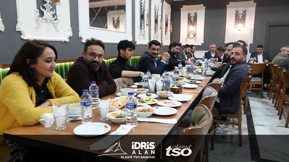 elazigtso's tweet image. Elazığ Ticaret ve Sanayi Odası Meslek Komitesi Üyeleri, Başkan İdris Alan&apos;ın katılımıyla gerçekleşen iftar yemeğinde bir araya geldiler.
