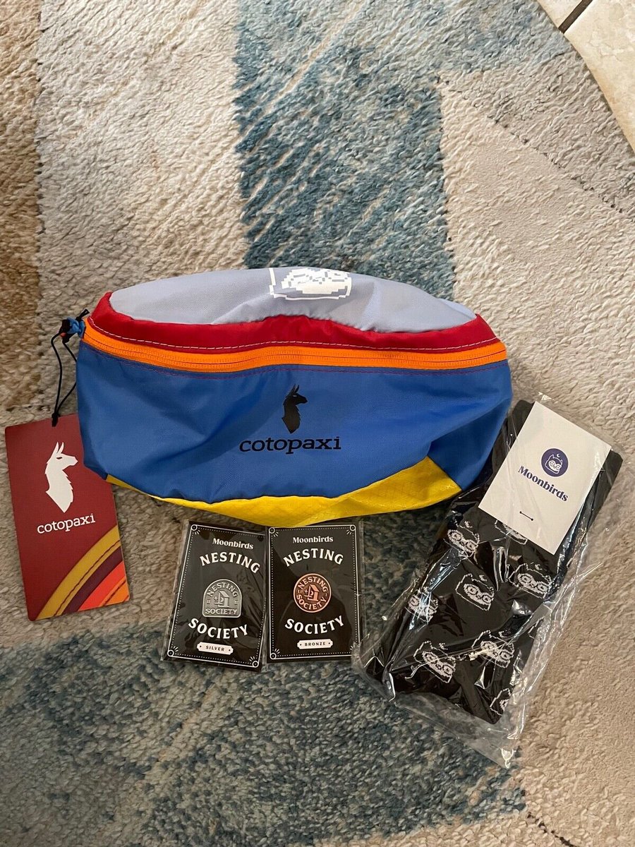 <a href="/nftcarrot/">carrot🥕</a> just got mine in the mail 🫡🫡