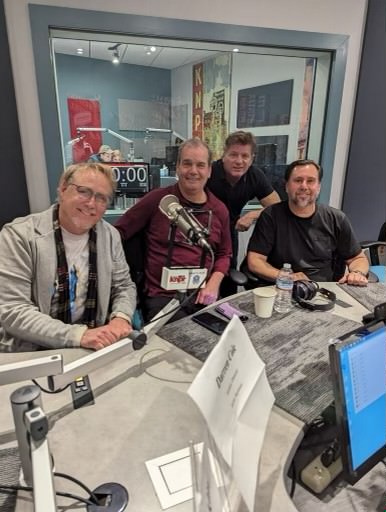 DapperCompanies's tweet image. Great segment on @NevadaPublicRadio this morning talking about the Huntridge Theater, the sign relighting tomorrow and the fabulous Huntridge community.  knpr.org/show/knprs-sta…