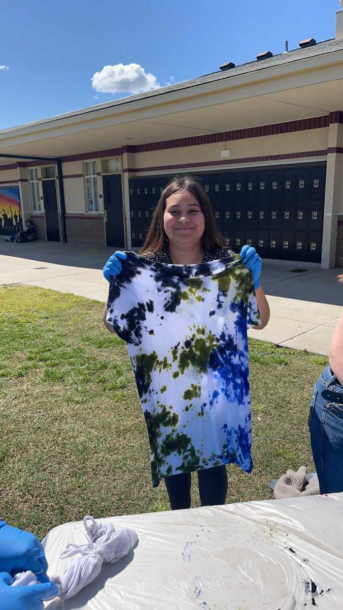 Ms. SnyderBCHS tweet media