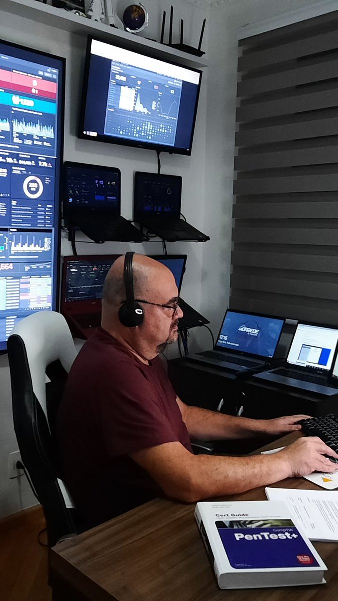 Cyber0Siem's tweet image. #cyber0 #douglasbernardini #cyber0devs #cybersecurity #cloud #ethicalhacking #pentest #devsecops #cyberdefense