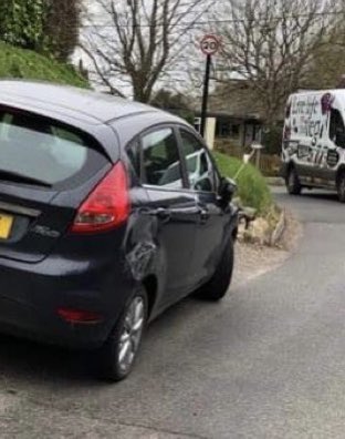 TAT_artstribe's tweet image. @watsonfuels your customer service is disgraceful and your drivers are even worse. My mum moved for one of your drivers who kindly hit her vehicle and drove off without stopping!  #hit #cardamage #failuretostop #customerexperience #customerfeedback