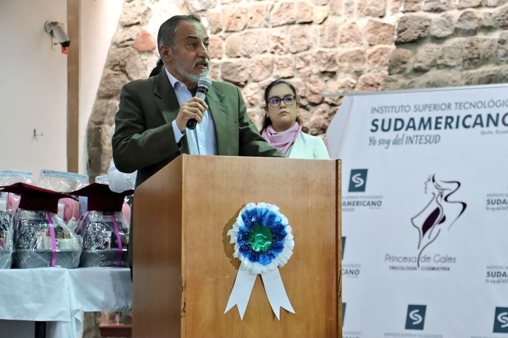 EMGIRSEP's tweet photo. #AHORA| Inicia la ceremonia de graduación de la 5ta Cohorte de la estrategia de #BellArte organizada por @saludquito, Embajada de Turquía, Princesa de Gales y #Emgirs. Las guerreras ambientales y familiares de la Estación de Tranferencia Norte son parte del grupo de incorporadas. https://t.co/YOsPgceveh