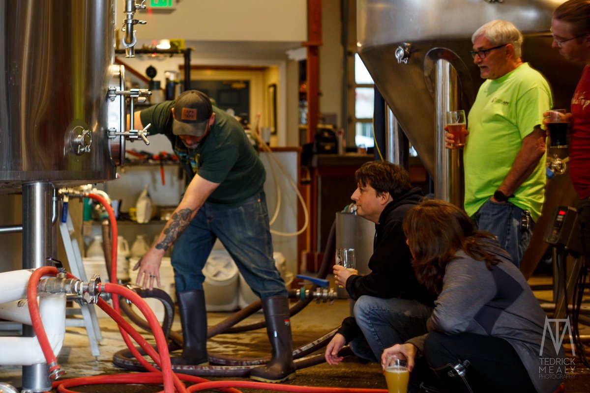 OregonTrailRly's tweet image. We really enjoyed learning how beer is made and help make our own brew too yesterday. The folks at @BCascadia are some of the nicest you will meet plus they make great beers!

Will be kicking off #otr23 there with the launch of our special rally brew and competitor registration!