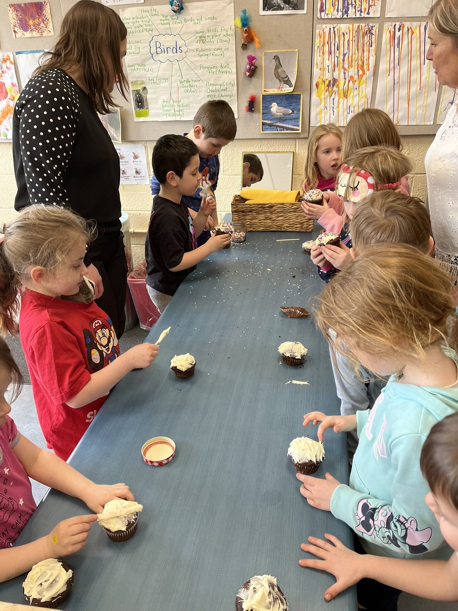 Happy Easter! 🐣🌷🐰 We’ve been doing lots of fun Easter activities in kindergarten this week!