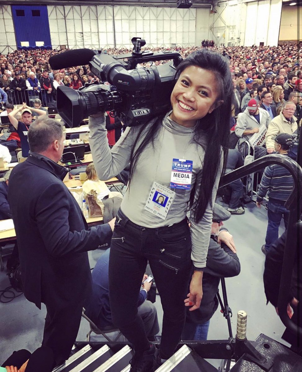 reenajade's tweet image. On this day…
April 6, 2016: A @NY1 news assistant filming Donald Trump’s campaign rally in Bethpage, NY.
April 6, 2023: A @SpectrumNewsDC Washington correspondent reporting from the White House.