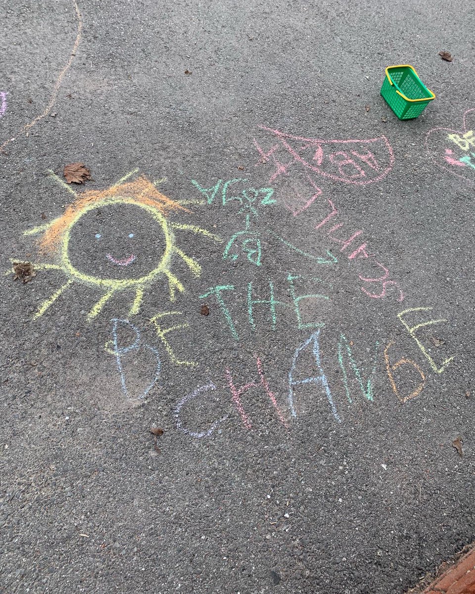 We went outside today with KF-2 to spread messages of kindness and our April school message of ‘Be The Change’ <a href="/clarksdalehdsb/">@clarksdaleHDSB</a>