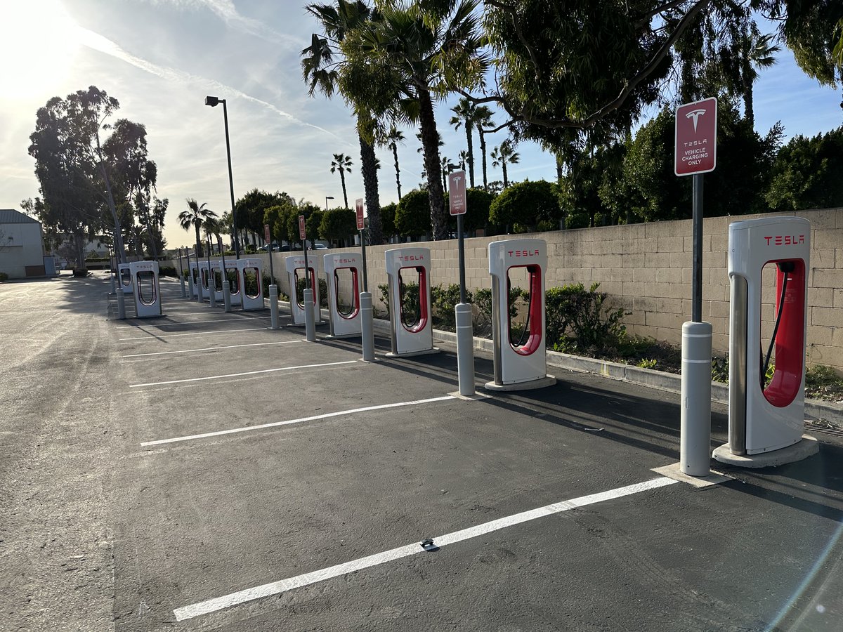 Tesla Charging on Twitter "New Tesla Supercharger Cypress, CA (16