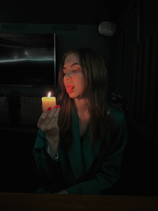 Guys look for me on the front page tomorrow with two guys on chatubate.  Now I will periodically be online