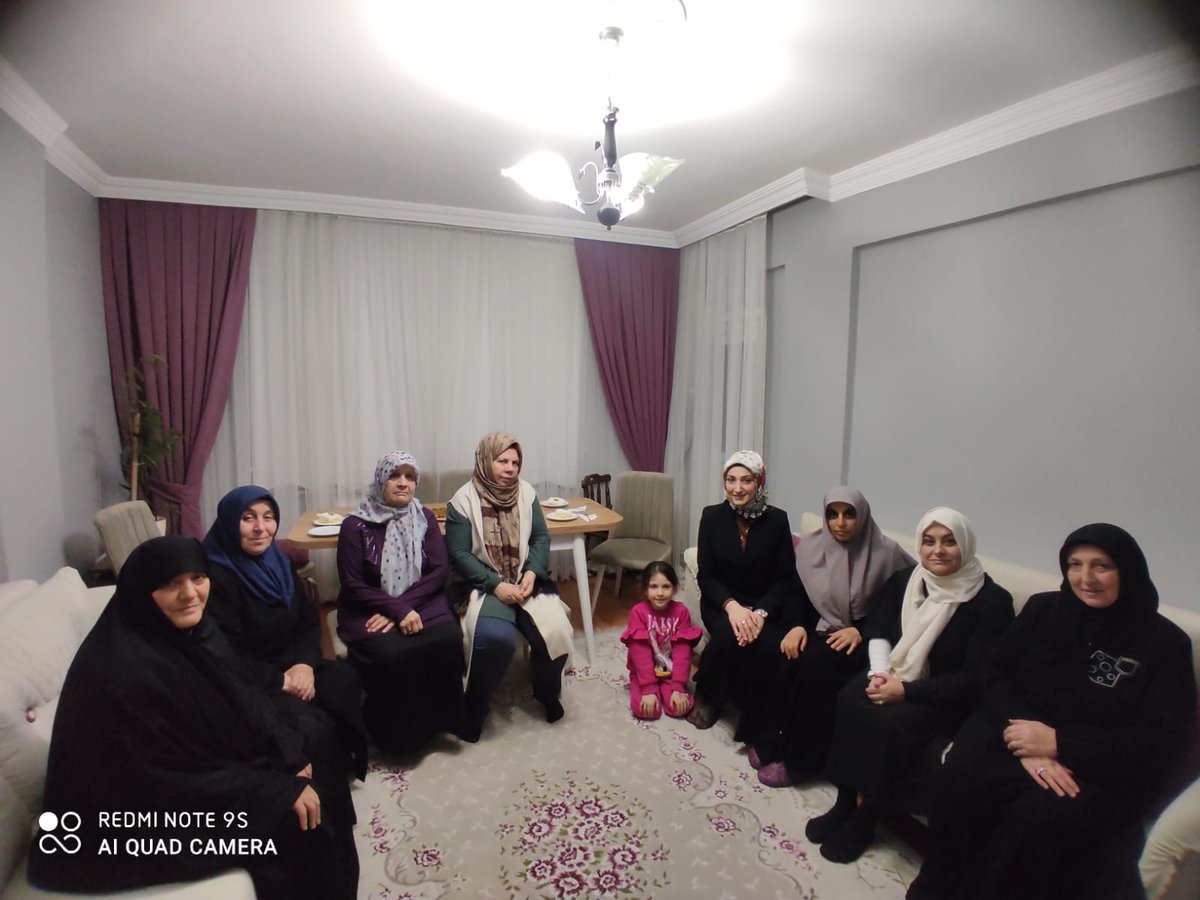 akkadinsultangi's tweet photo. Gönül  birliğimiz her daim devam ediyor. İlçemizde  yaptığımız hane ziyaretleriyle bu bağı her geçen gün daha da güçlendiriyoruz.
Ramazan ayının Rahmet ve Bereketine hep birlikte ortak oluyoruz.

#İyilikDaimaYolumuzOlsun
#SeninleOlduSensizOlmaz https://t.co/Gm5BUcC4Sy
