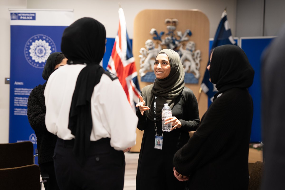 metpoliceuk's tweet photo. This evening Commissioner Sir Mark Rowley and the Mayor of London, Sadiq Khan, joined officers and staff from the Association of Muslim Police for a Ramadan  Iftar at New Scotland Yard. https://t.co/cFQWrB6exl