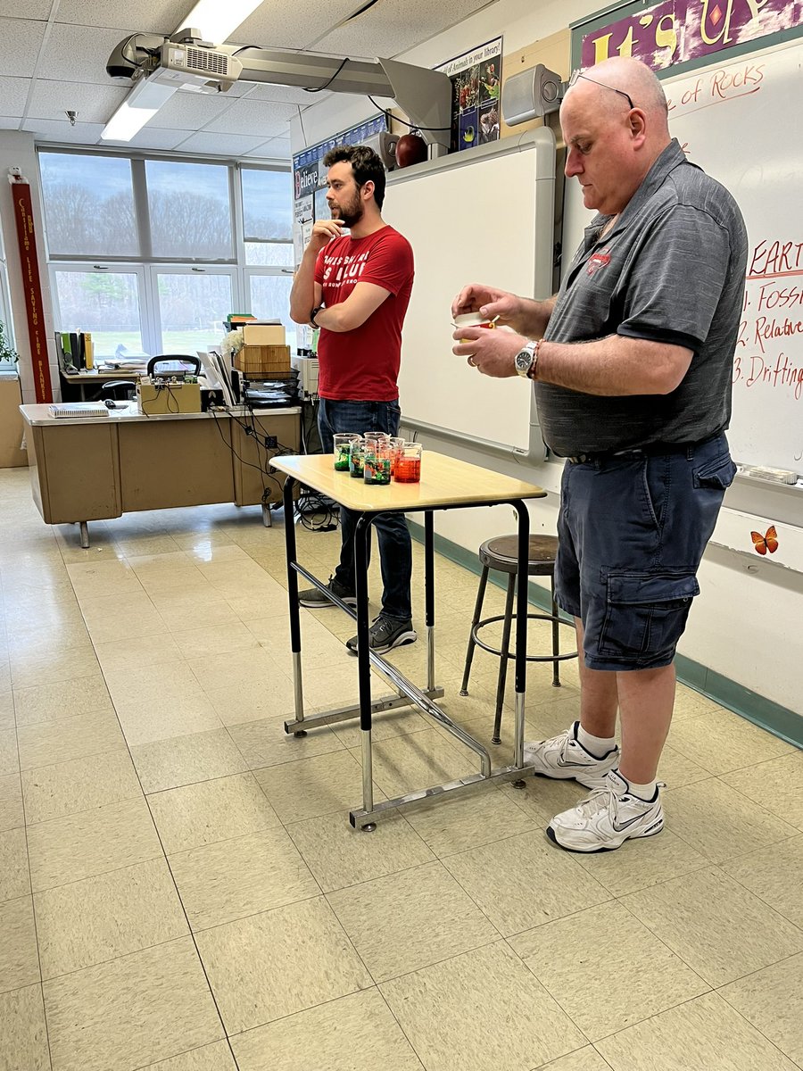 Theresa Scott tweet media