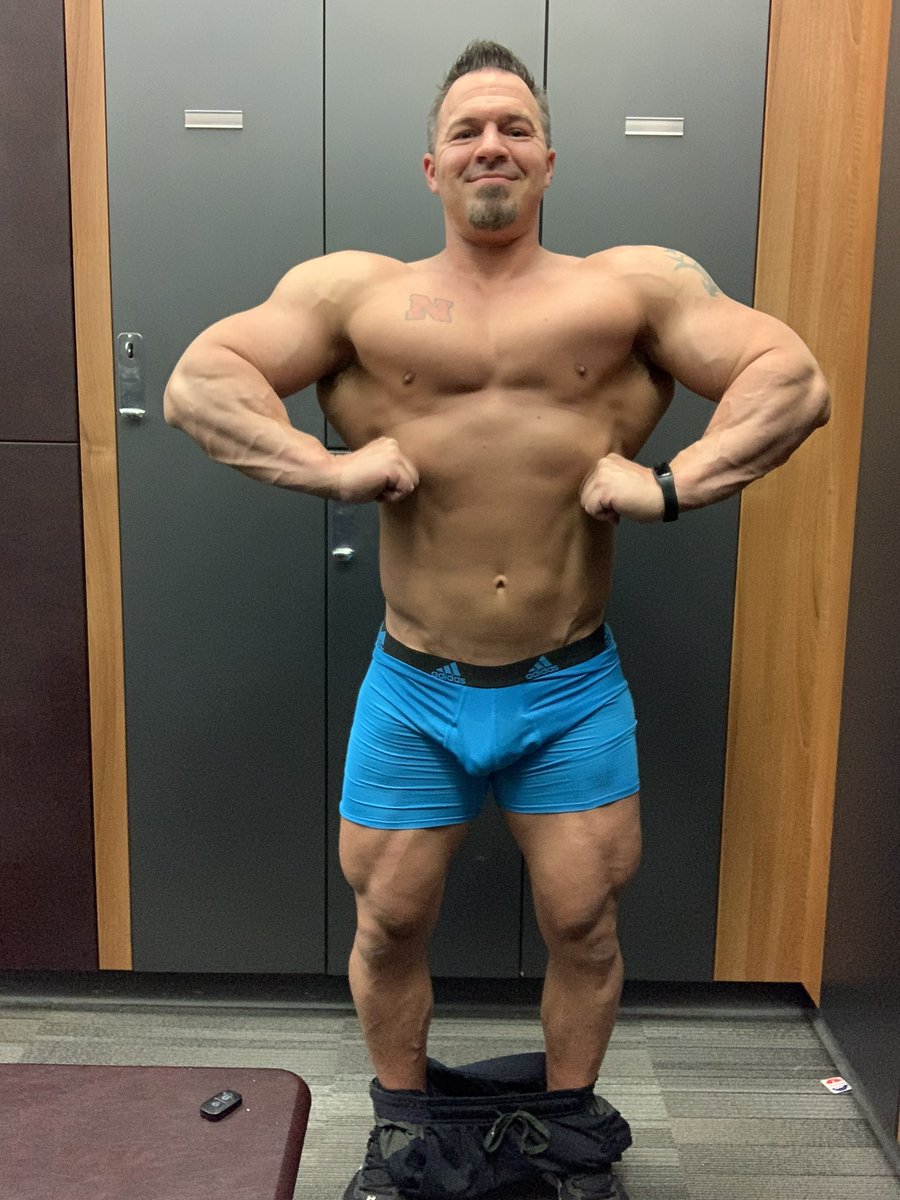 Will Hochan on Twitter "RT dredlifter Loving this color of gym undies"