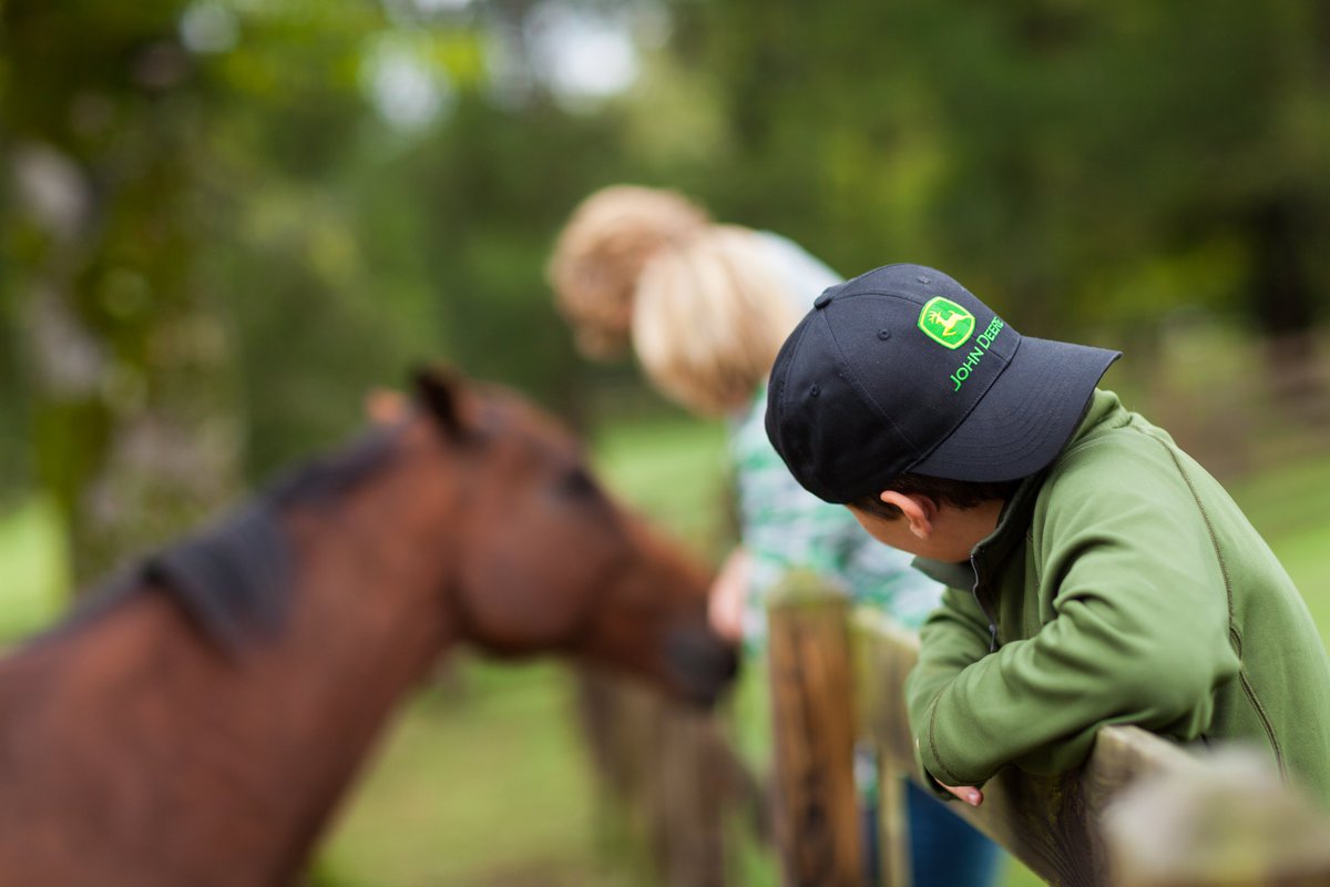 MwHorseFair's tweet photo. 🐎 Proud #MHF2023 sponsor @JohnDeere is dedicated to the Equine Community. Through the program Equine Discounts, equestrians can save up to 28% off John Deere equipment. Any paying member of ANY equine association qualifies. 💚

Find out more: https://t.co/EGP9HciYB3
#sponsorpost https://t.co/LhFs0EaJX5