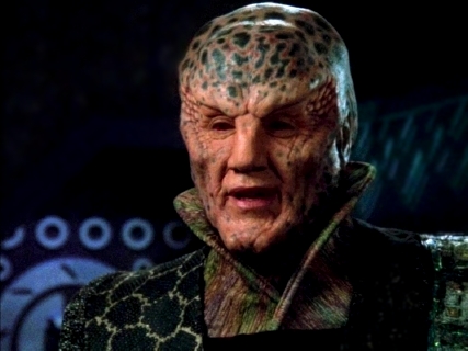 Glitter_Rock's tweet photo. Here's your daily #RandomFandom dose of #Babylon5! 
#ADayInTheStrife 
#B5onCWin23 https://t.co/Xajh54mNhm