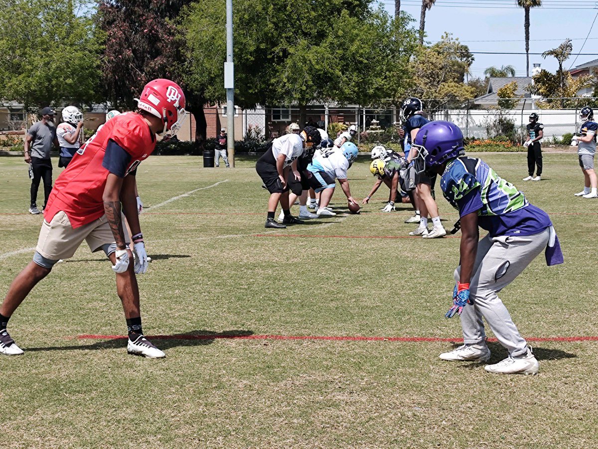 First day of practice for the all American <a href="/SoFiStadium/">SoFi Stadium</a> <a href="/ODFootballCamps/">Offense-Defense Football</a> I’m excited to see what this weekend gone bring..
#conerback
#25
#hungry
#lockdown