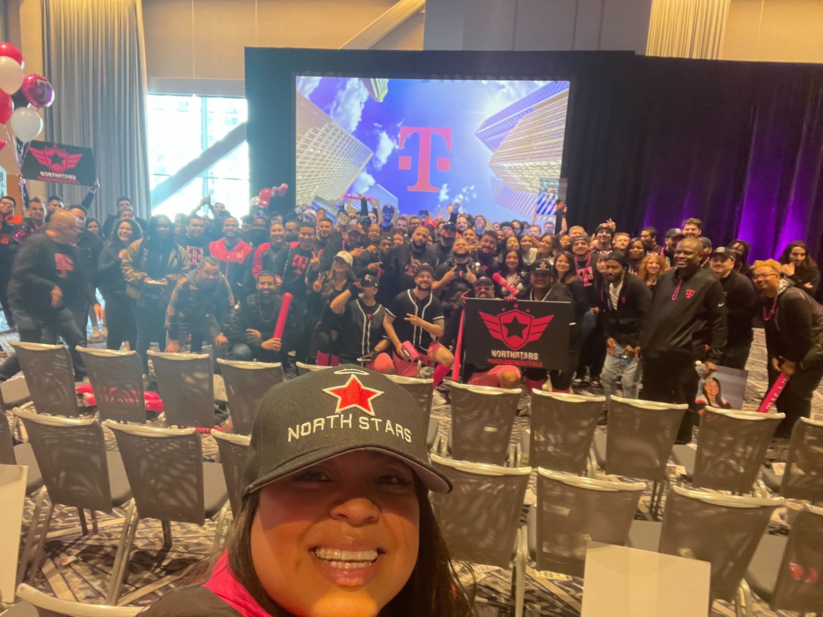 Our network, retail, and support partners came together to rally and represent Chicago’s Magenta pride! Thanks <a href="/JonFreier/">Jon Freier</a> <a href="/csandoval111/">Christie Sandoval</a> and <a href="/domjrcoleman/">Dom Coleman</a> for your leadership!  #WeWontStop #OneTeamTogether #TotalExperience #IllinoisWisconsin