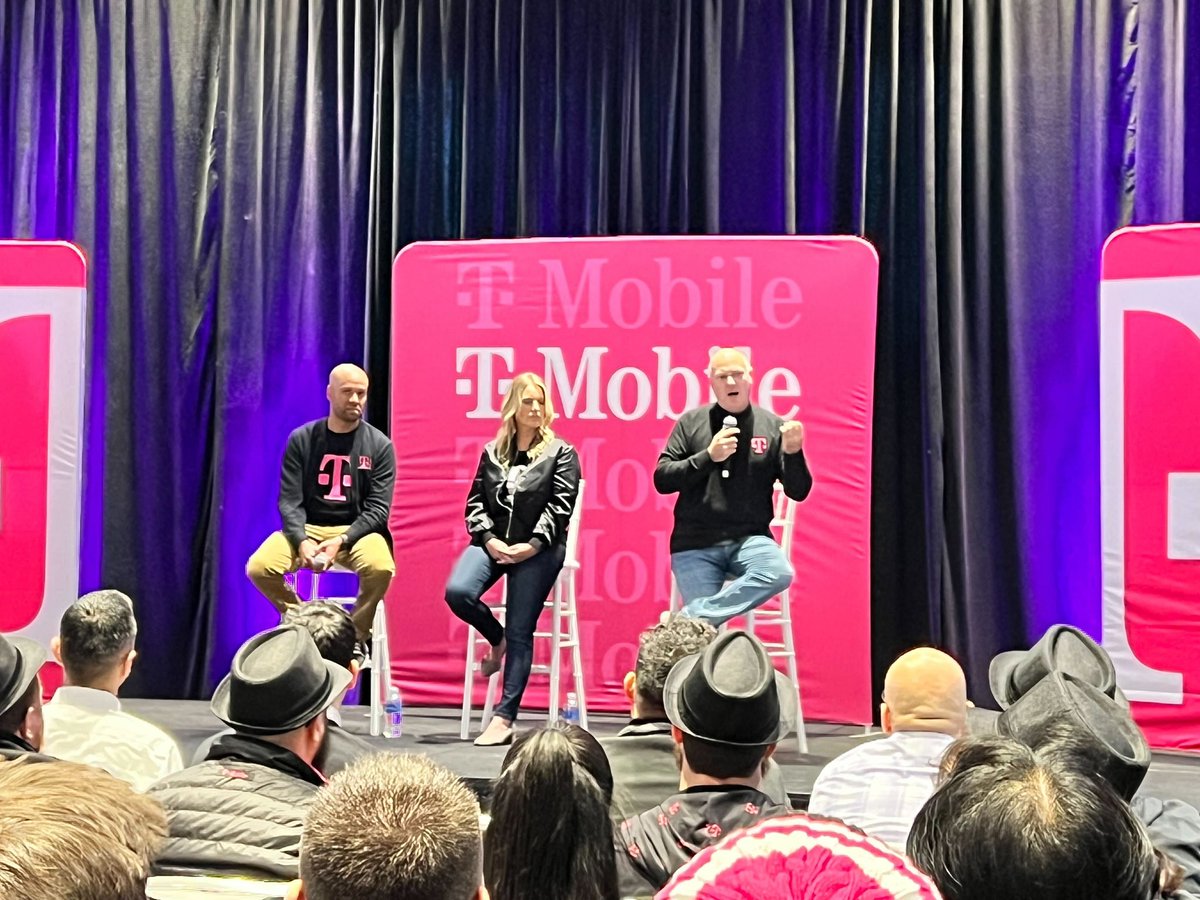 Laura Doden tweet media