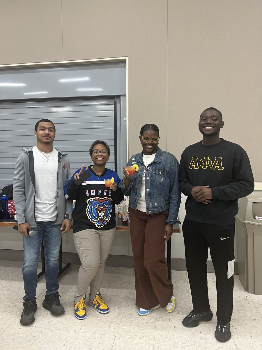 Kappa Phi tweet media