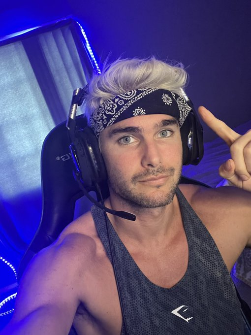 Live running Fortnite zero builds: https://t.co/3JNLK1eQto https://t.co/loYYxBZD6E<a href="/tag/2xist"class="tags"><span>#2xist</span></a>