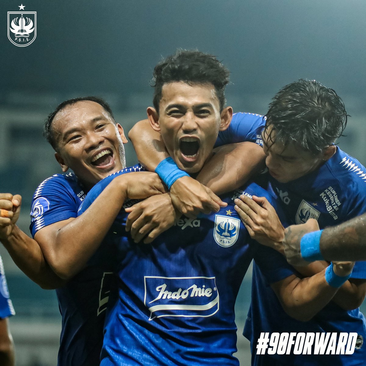 Selamat pagi! 👑🔵

#PSIS