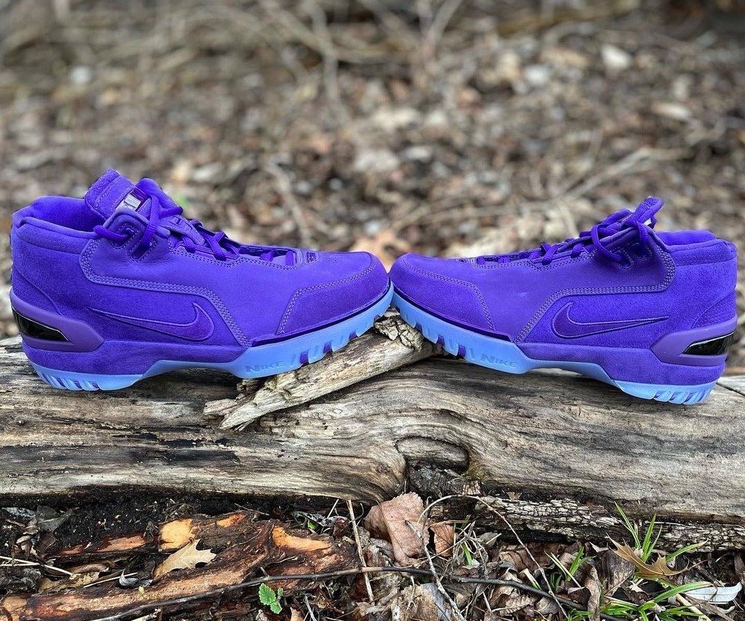 purple nike air zoom generation