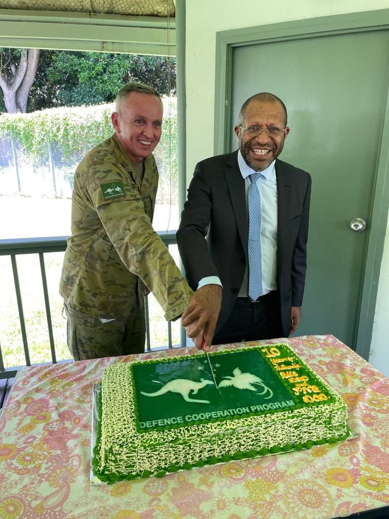 ADFinPNG tweet media