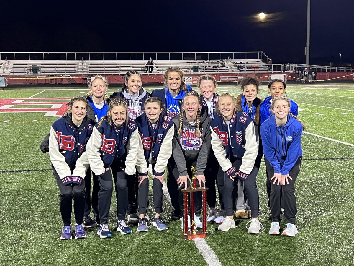 LBHST_F_CC's tweet photo. 2023 BG Invite Girls Champs! #attagirls #RunEaglesRun https://t.co/8bZuK2nasO