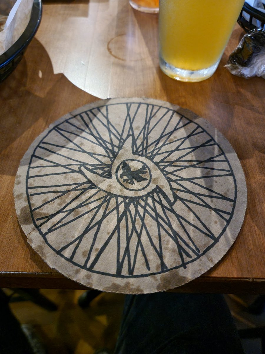 FuhQ64's tweet photo. Pizza cardboard makes for blank canvases https://t.co/LyDAKtrF2l