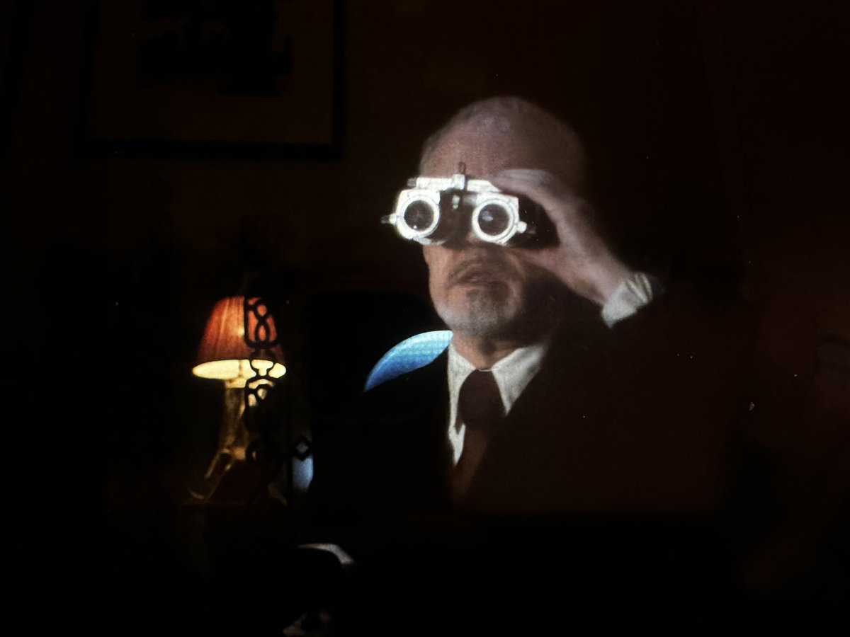 As it’s the Easter weekend, here are three recently spotted optical TV Easter eggs. Two from the Mandalorian and one from Lockwood and Co. Who knew optometry kit made such good props!
