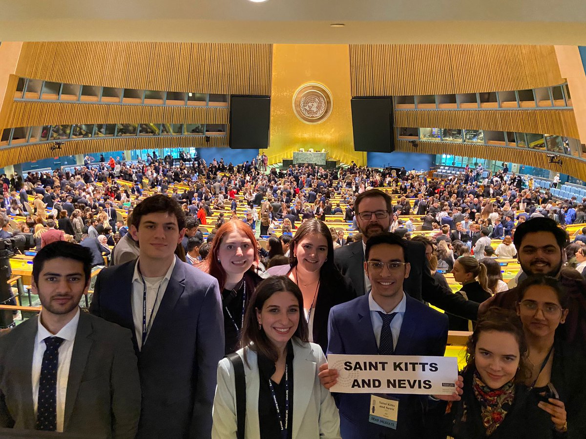 Distinguished Delegation Award for the Saint Mary's Model UN Delegation @TheOfficialNMUN ! And a Position Paper Award for Pyper Lane and Naza Yammine in the GA 1 Committee! @SMArts_SMU @smuhalifax @smuprez  @SKNMission @isaleanphillip