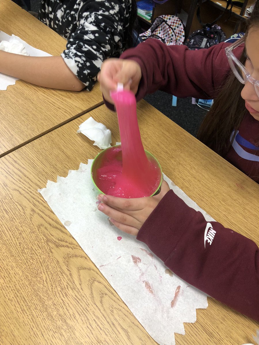 MonicaBK86's tweet photo. 3rd grade using their knowledge of measurement to make slime. https://t.co/K7P1jTfufL