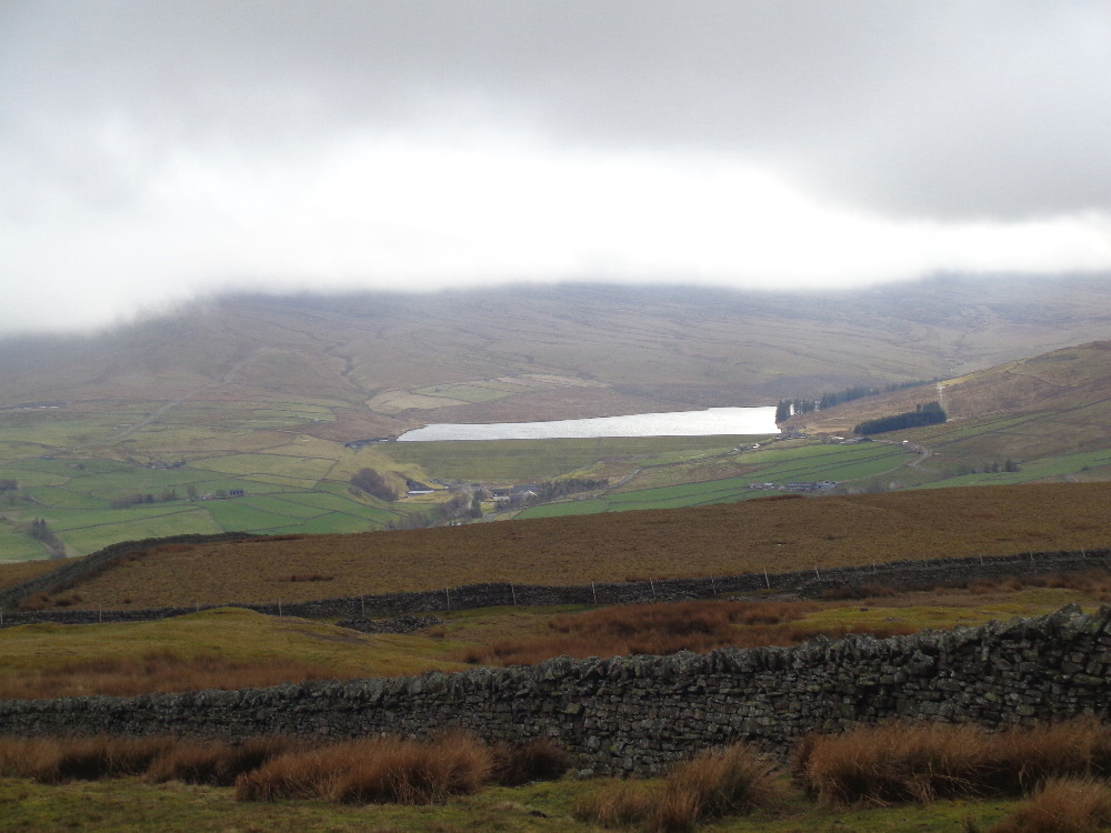 KnipeMike's tweet image. 21 miles above Weardale on a wet and windy day. Left LTD at home due to the forecast. We (me, Diane, Davi and Li Yang) got wet. Refreshing, though....