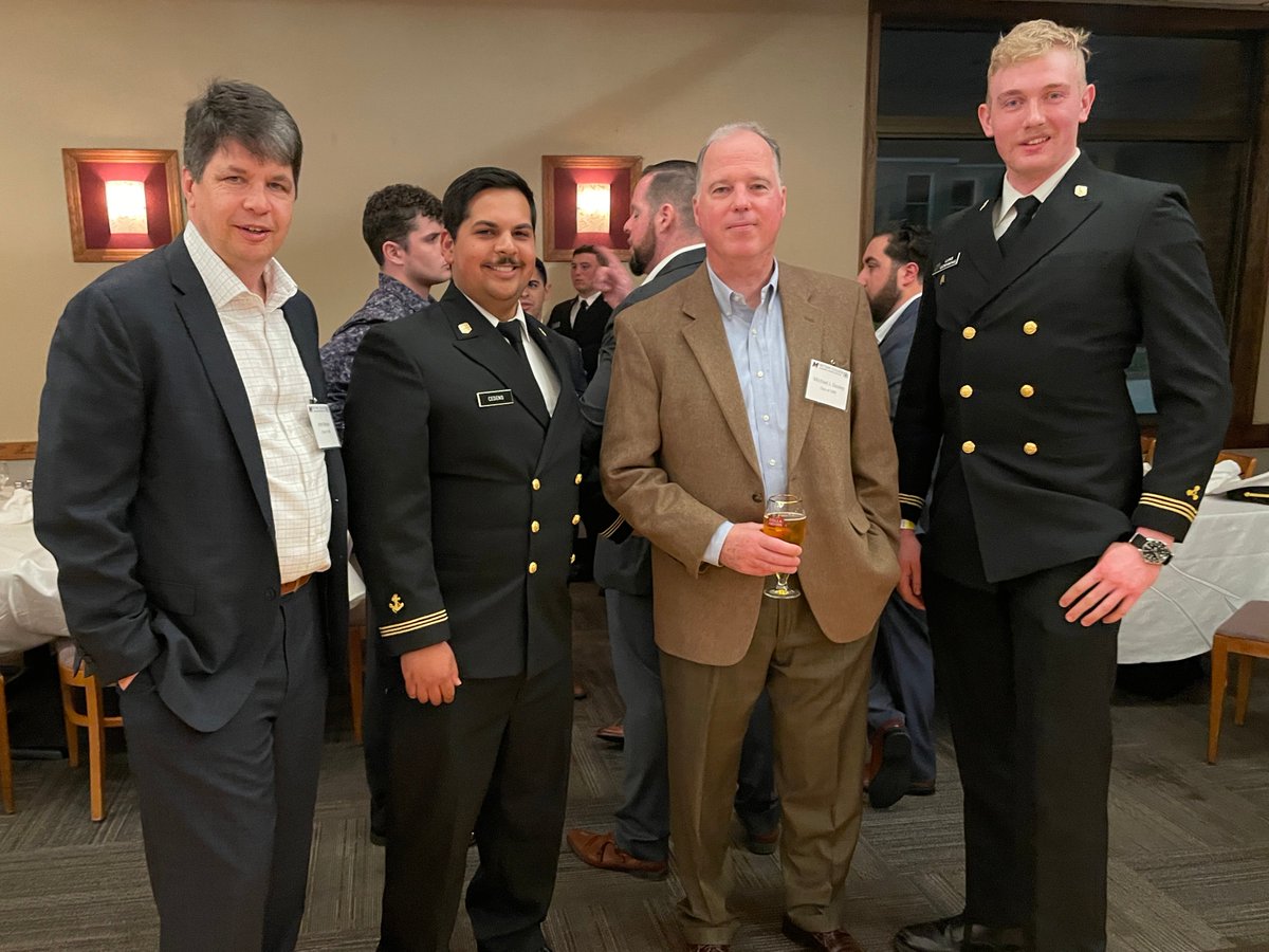 maritimealumni's tweet photo. We gathered at Bayview at the Turner in the Bronx last night for a dinner event to connect upcoming SUNY Maritime Graduates with alumni for purposes of networking, and to learn more about where their Maritime degrees can take them throughout their career paths. https://t.co/4j9LhEDTzL