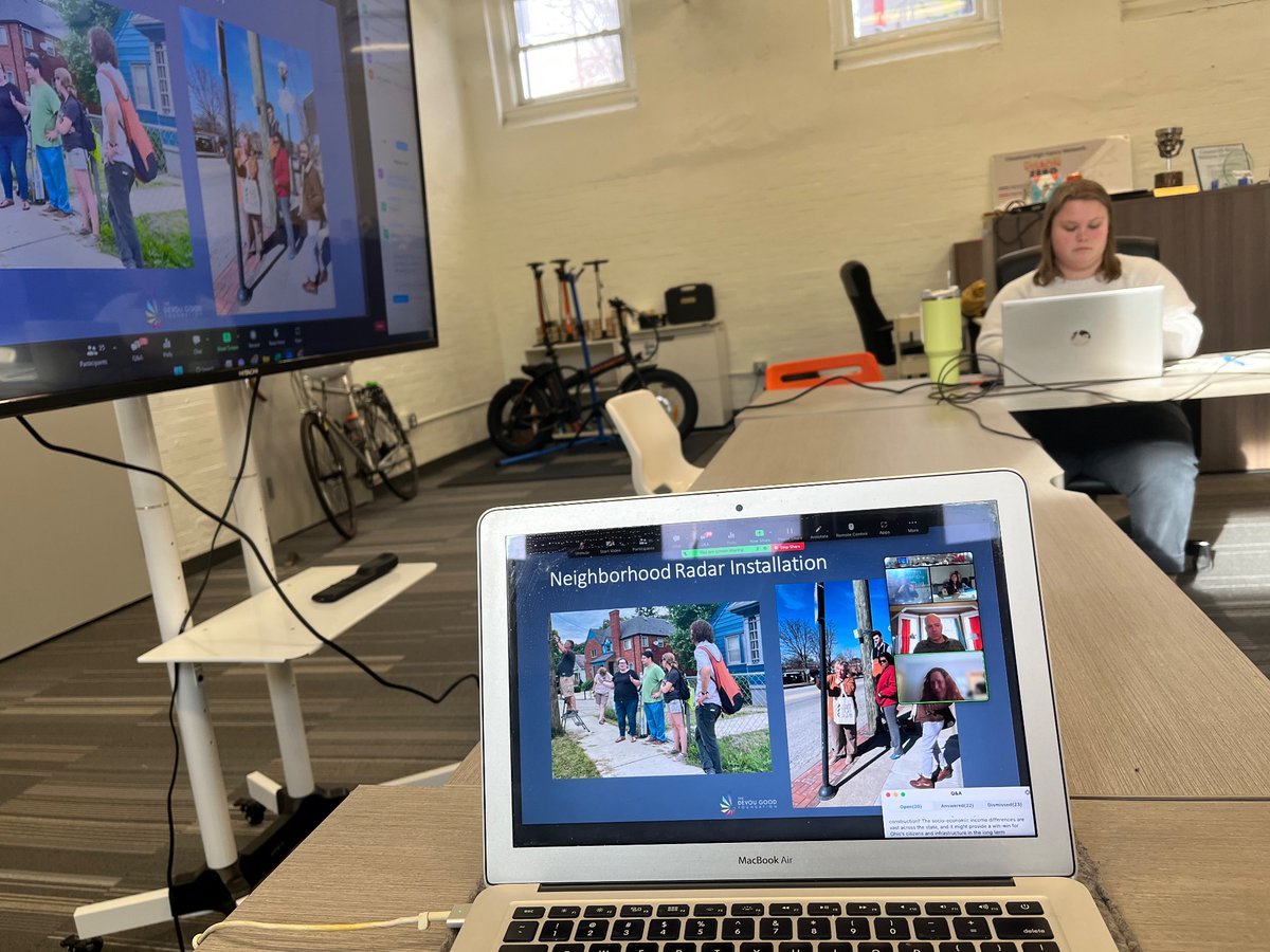 3MPHplanning's tweet photo. Jody Robinson of Devou Good foundation, which has been tracking excessive speeding in Cincinnati, said they found that the the really extreme speeding happens in the middle of day not at night the way they expected #MovingOhioForward https://t.co/5FringmXZK