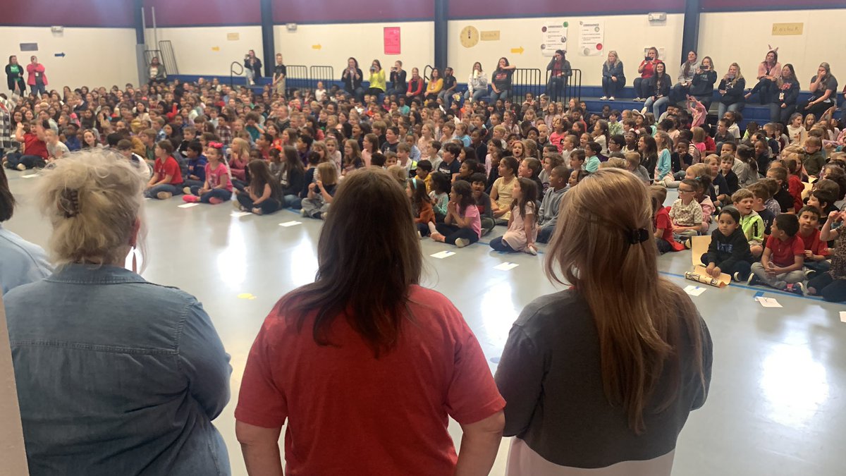 monaco_leaders's tweet photo. This is why I love @aubrey_mes. Our WHOLE school surprised 3 courageous teachers who have battled Cancer and still showed up every day they possibly could to be there for our kids. We celebrated their Fight with them. It was extremely emotional and powerful. https://t.co/K1OsTEqSLc